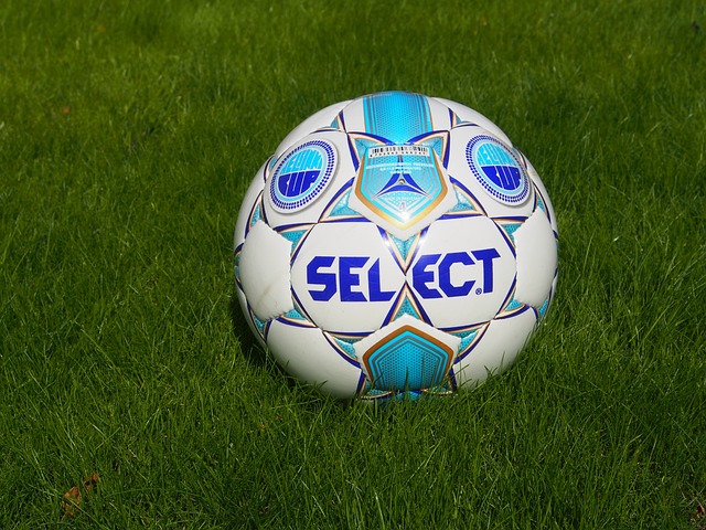 出了巨大的 出了巨大的